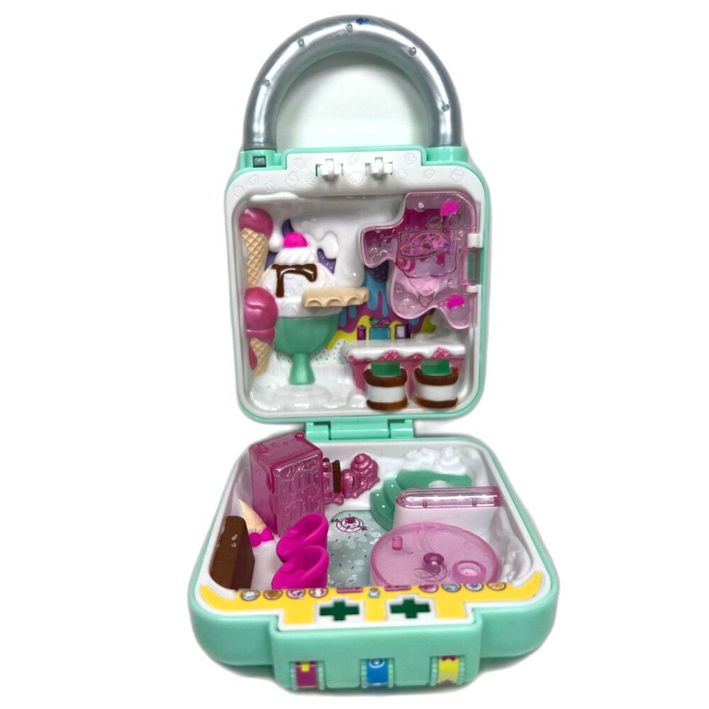 Shopkins Lil Secrets Compact Playset Frosty Sprinkles Ice Cream Shop Moose Toys